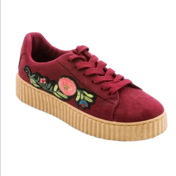 Johnny Was Shoes New In Box Embroidered Platform Sneakers